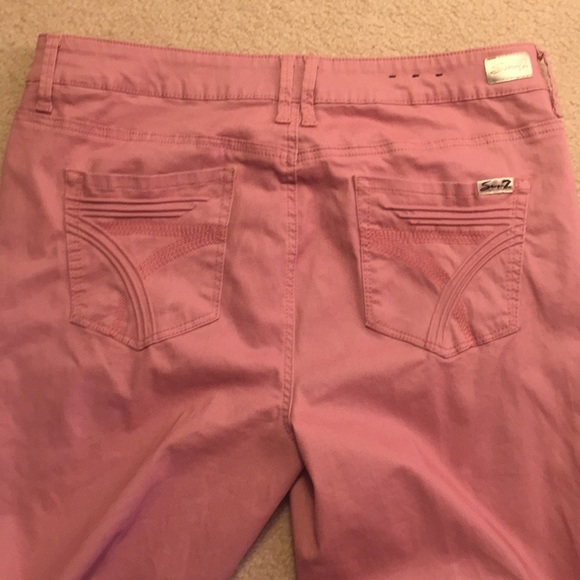 Blush colored pants with tapered ankle. Like new! - Picture 4 of 4
